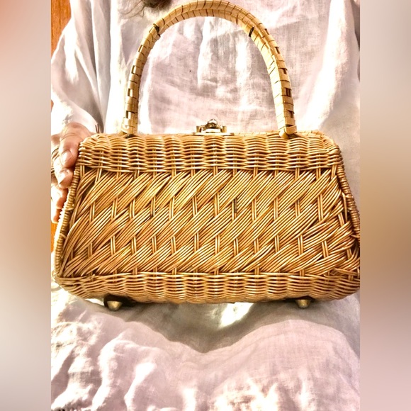 Vintage Woven Garay Handbag Made in Hong Kong - Picture 3 of 14